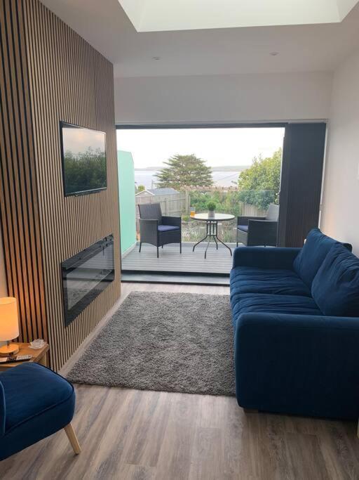 Carbis Daze Ocean Views Studio, Superking Bed St Ives