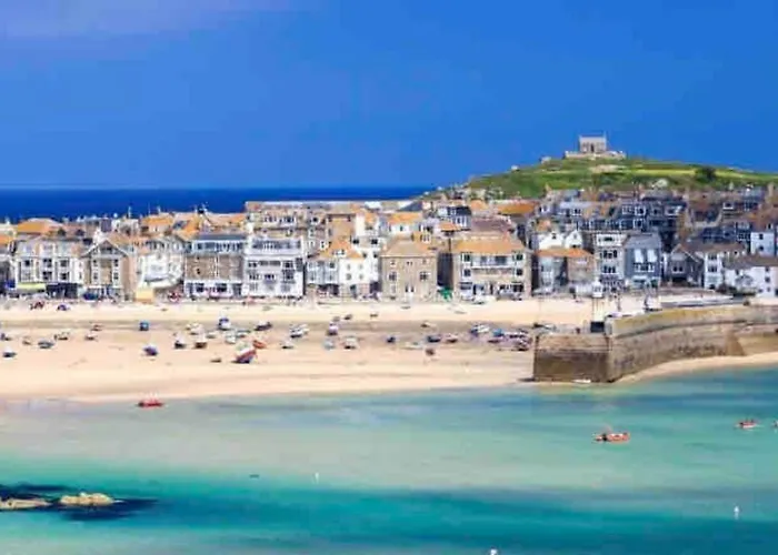 Carbis Daze Ocean Views Studio, Superking Bed St Ives Carbis Bay